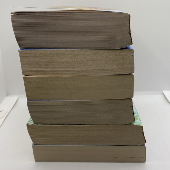 Debbie Macomber Bundle 6 Novels Romance Dakota Home Dakota Born Always Dakota - Picture 12 of 13